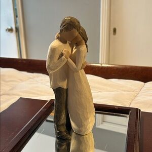 Willow Tree Promise Sculpture in Cream and Brown, Like New